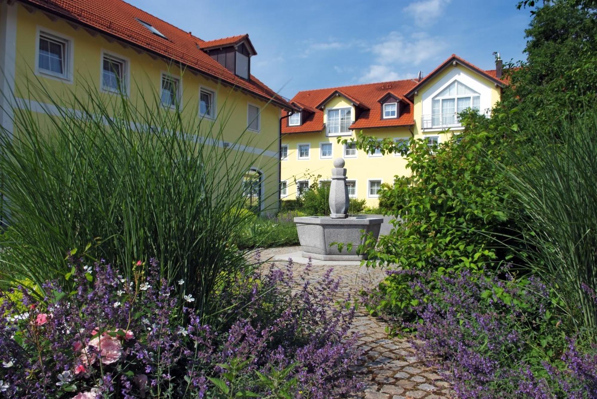 Hotel Nummerhof Ердинг Екстериор снимка